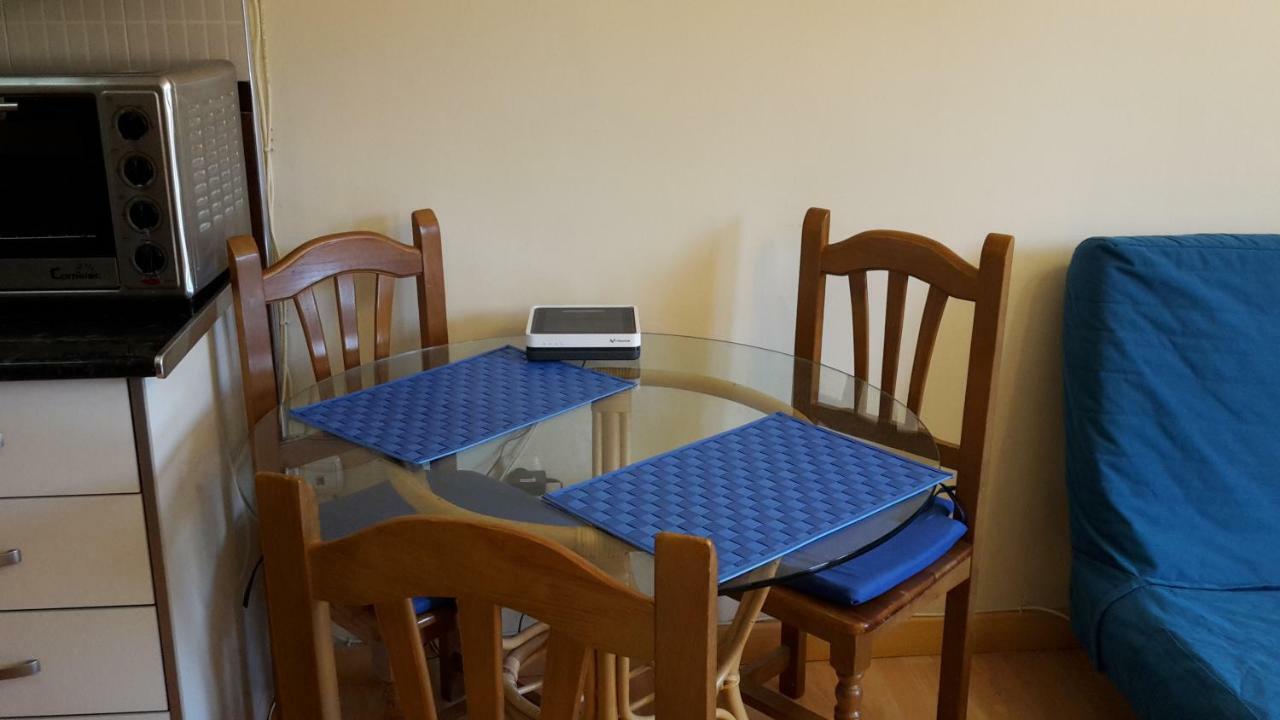 Bravo 24 Apartment Fuengirola Bagian luar foto